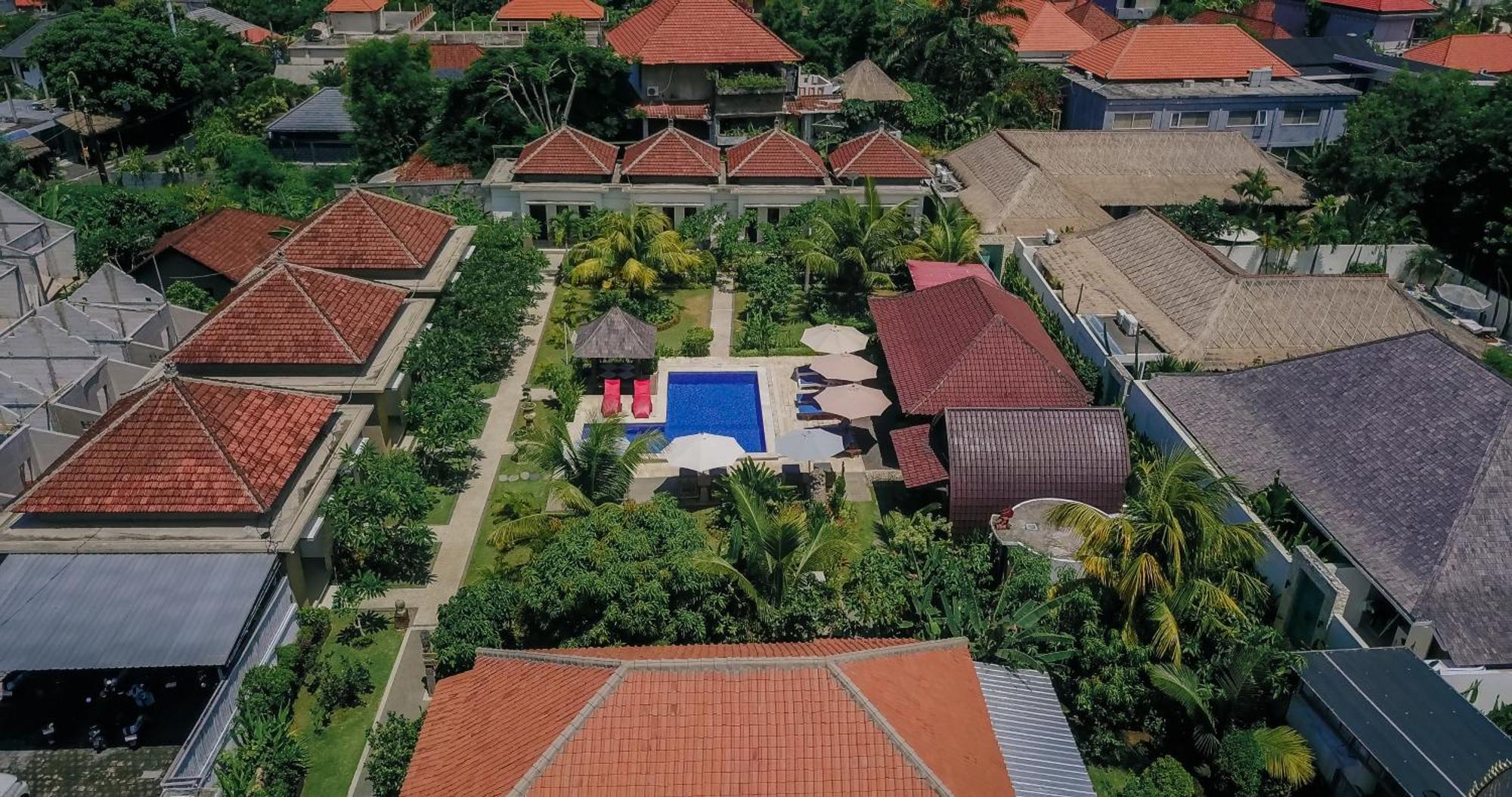 Uluwatu Jungle Villa Exterior photo