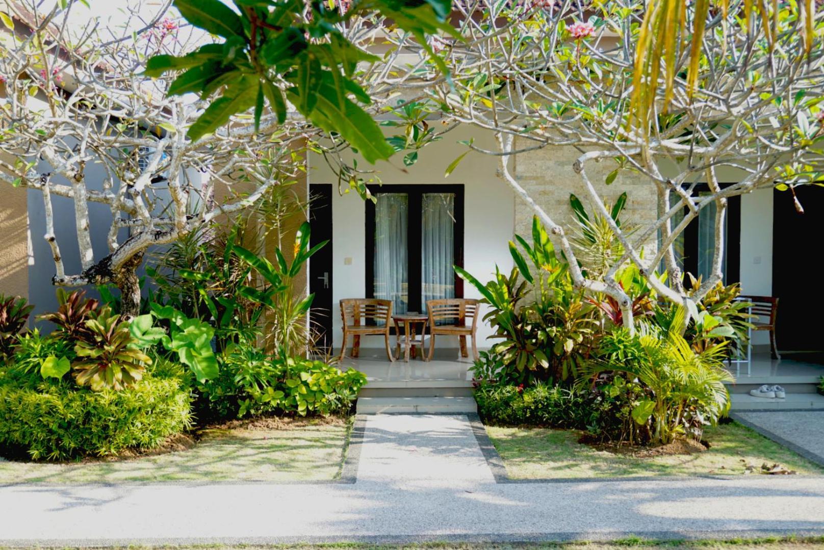 Uluwatu Jungle Villa Exterior photo