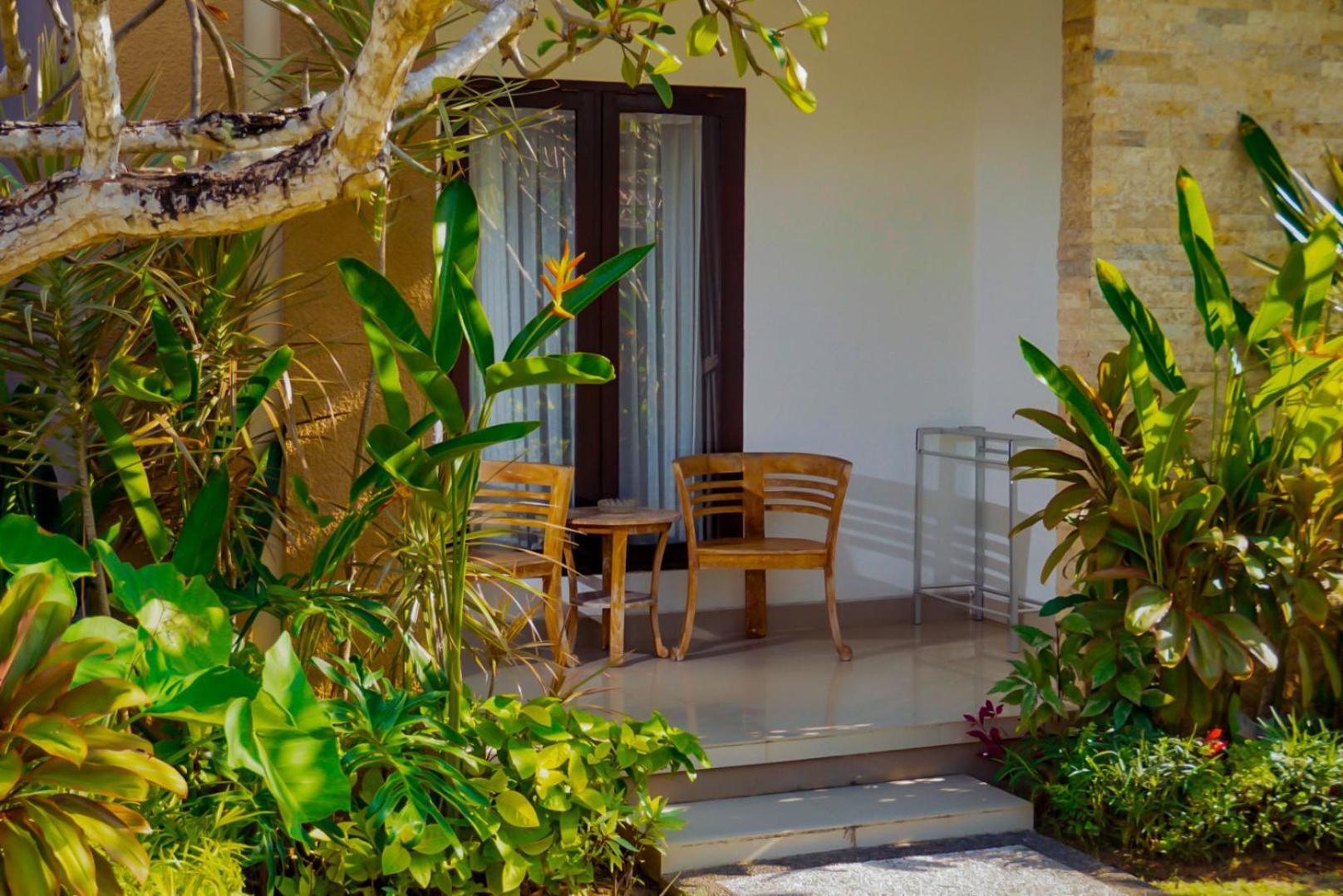 Uluwatu Jungle Villa Exterior photo